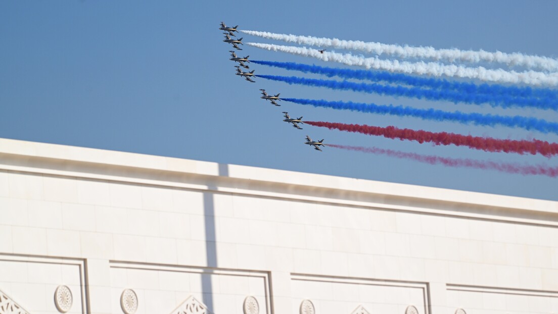 Nebo nad Emiratima: Koja je poruka naoružane pratnje Putinovog aviona?