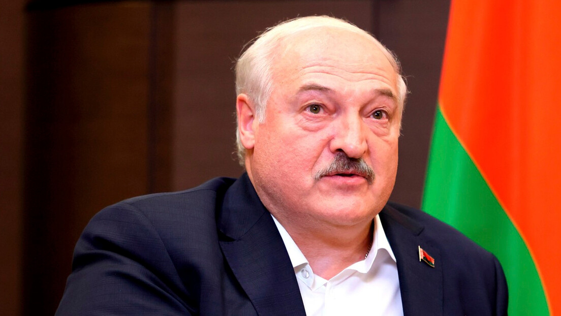 Лукашенко и председник УАЕ у породичној атмосфери размотрили билатералну сарадњу (ВИДЕО)