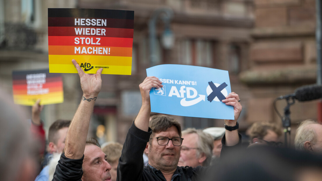 Немачки политичар: "Шпигл" губи додир са реалношћу, борба за демократију не може бити недемократска