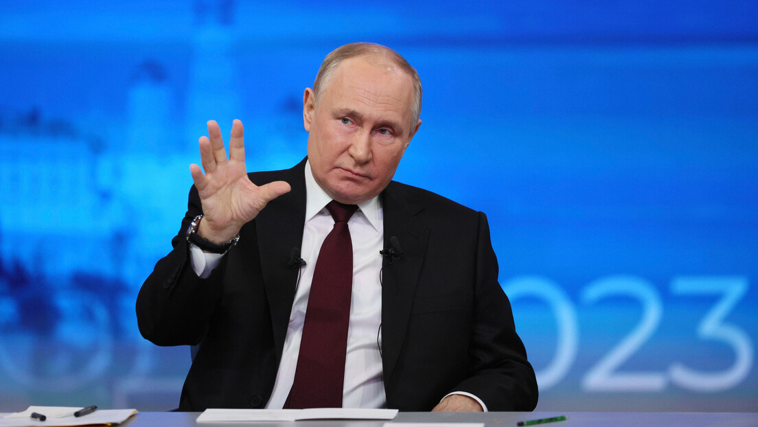 Путин о РТ у БиХ: Тужно је што тамо нема руских медија (ВИДЕО)