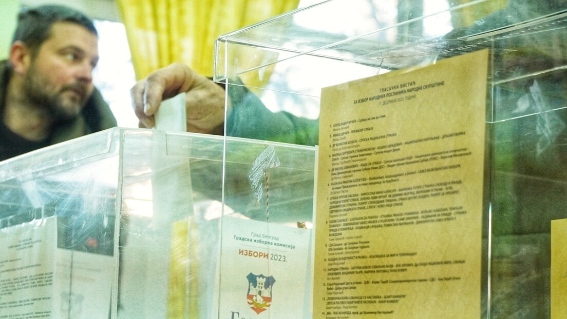 Ко надзире изборе у Србији: Рокфелер и НЕД "штите" српску демократију