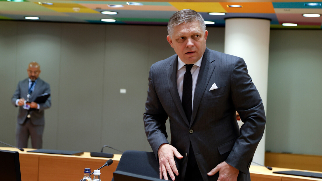 Fico: Slovačka ne planira da zamrzne rusku imovinu, pomoć Ukrajini završava na crnom tržištu