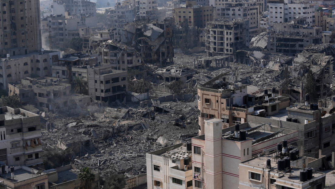 Си-Ен-Ен: Израел на Појас Газе бацио стотине бомби тешких око 900 килограма