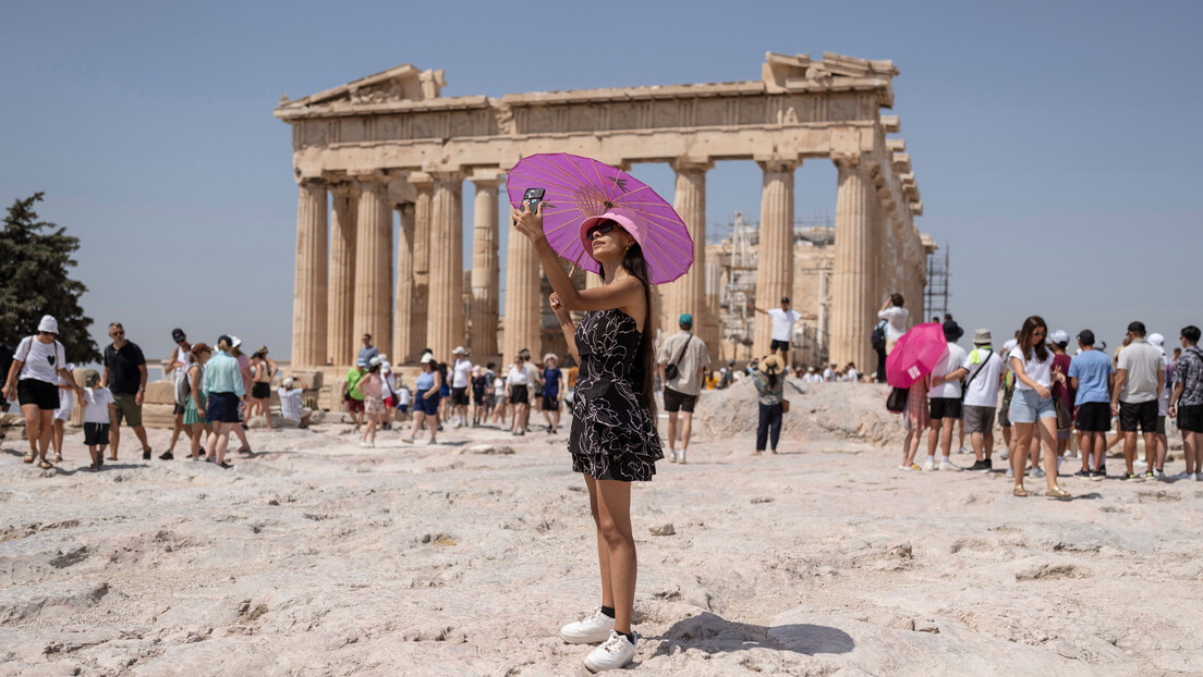 Грчка: Специјалне посете Акропољу, улазница 5.000 евра