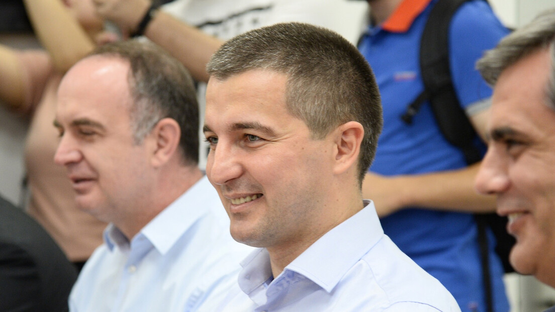 Aleksa Bečić reizabran za predsednika Demokratske Crne Gore