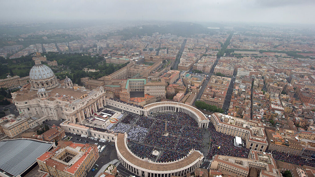 Улога Ватикана у креирању глобалне политике
