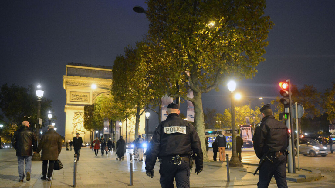 Дочек Нове године уз полицију: У Француској ће бити распоређено око 90.000 полицајаца