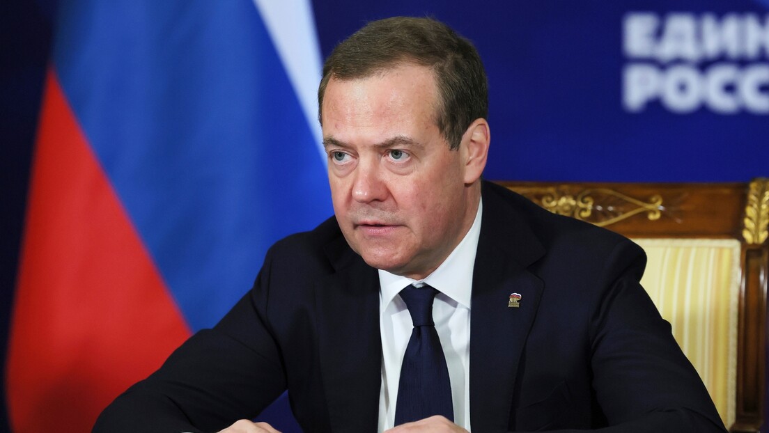 Медведев: Један задатак руског народа је да 2024. буде година коначног пораза неофашизма