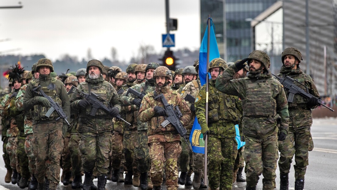 НАТО поручио Србији: Одлучите у ком правцу желите да  идете, нисте свесни колико вас поштујемо
