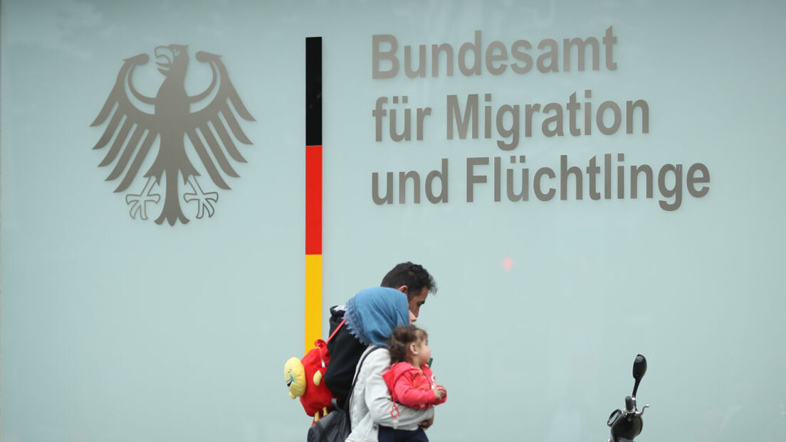 Немачка под притиском избеглица: Број захтева за азил повећан више од 50 одсто
