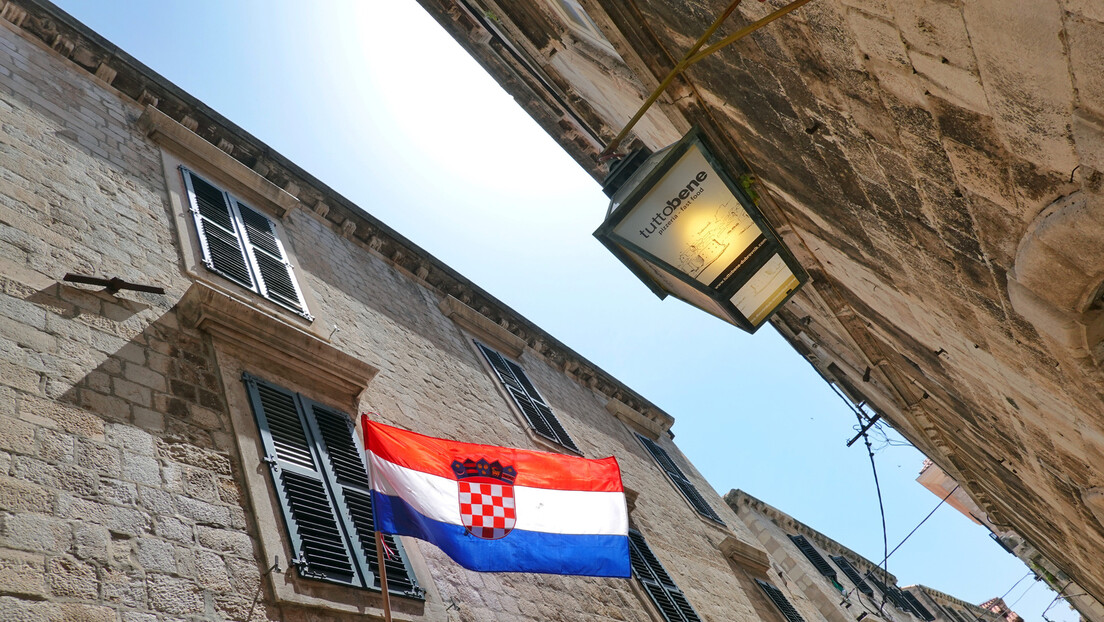 Хрватски лицемери: Објавили рат српском турбофолку, а славе уз њега (ВИДЕО)