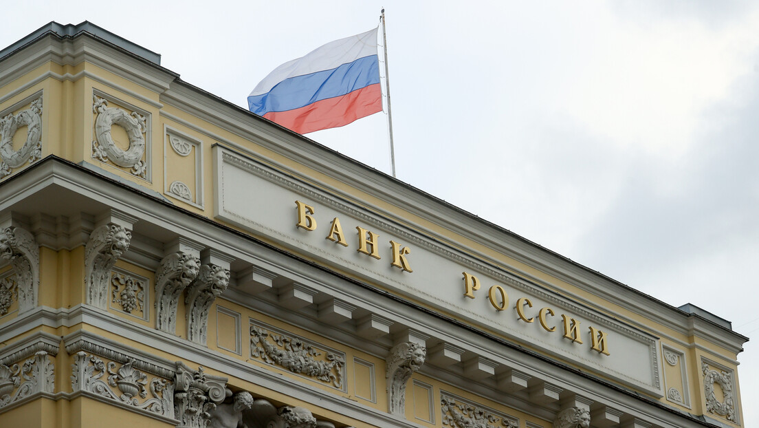 "Блумберг": Русија ће ове године обуздати инфлацију