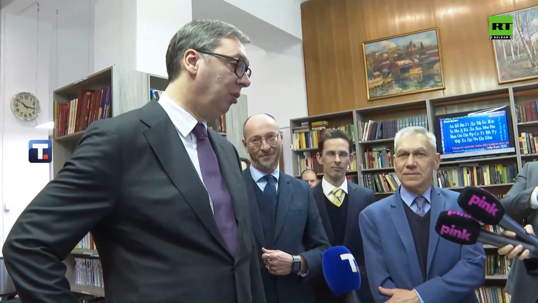 Vučić u Ruskom domu u Beogradu: Odnosi Srbije i Rusije vrlo dobri, Srbija nije ničiji protektorat