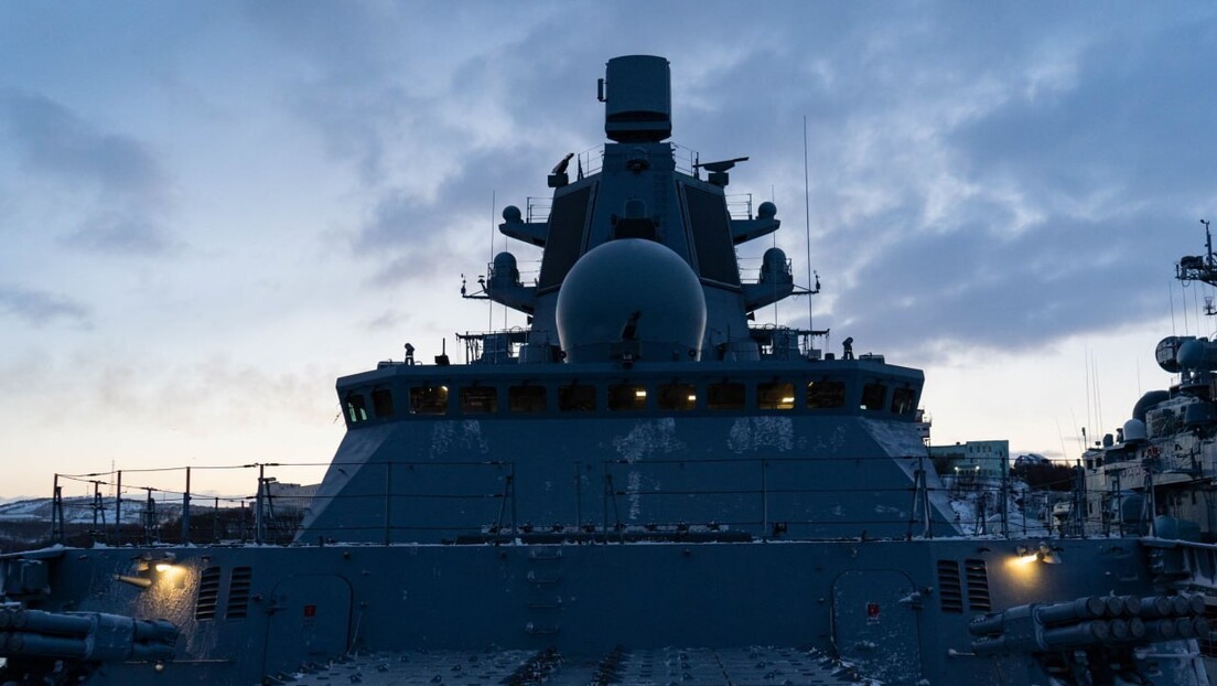 Ново појачање за руску морнарицу: Фрегата "Адмирал Головко" ушла у састав Северне флоте