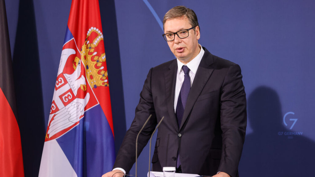 Vučić: Predložili smo Vladi da poveća iznos za osvojene zlatne medalje na 200 hiljada evra