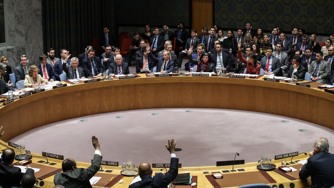 Небензја: САД су злоупотребиле резолуцију Савета безбедности УН о Црвеном мору