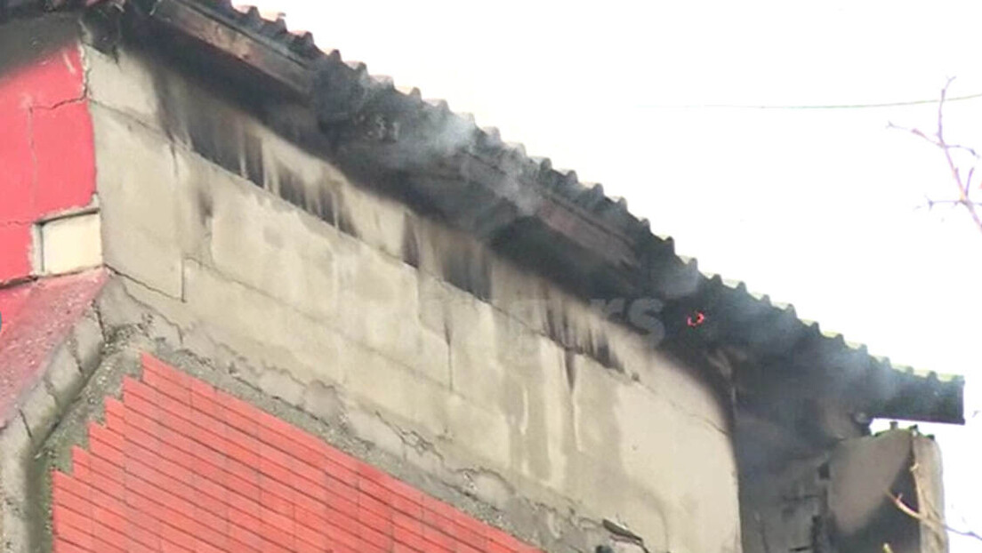 Буктиња на Бањици: Избио пожар у стану зграде, једна особа повређена