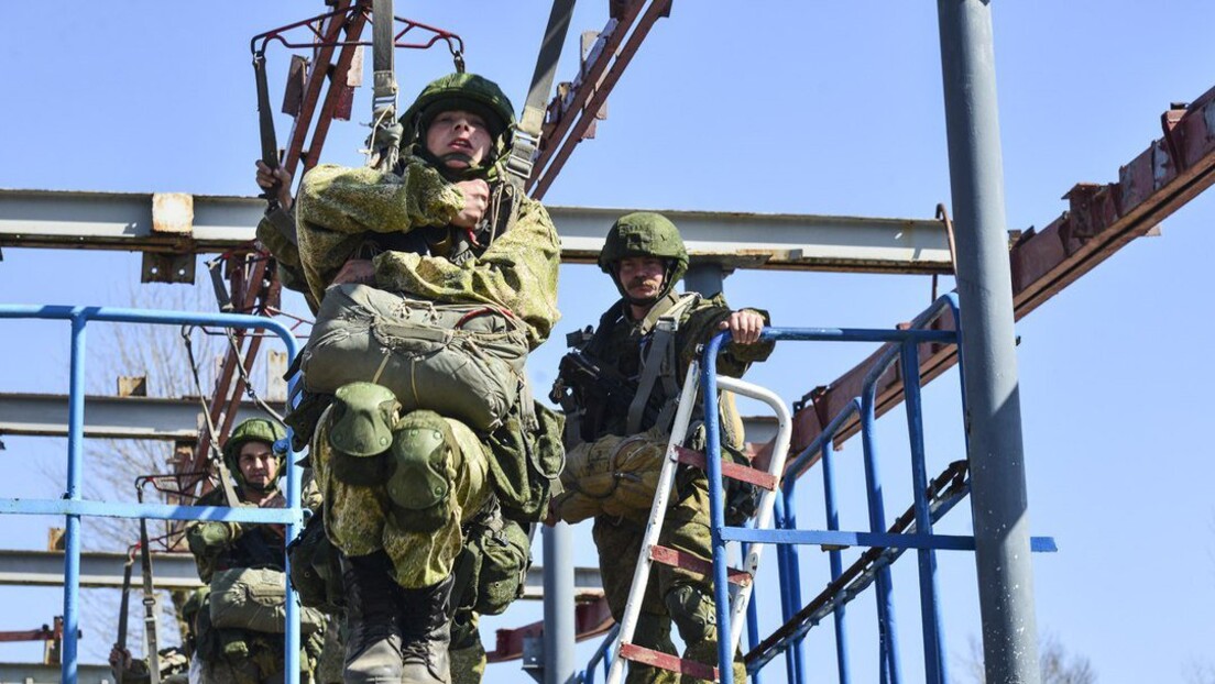 Beloruski vojnici stigli na vojnu obuku u Rusiji (VIDEO)