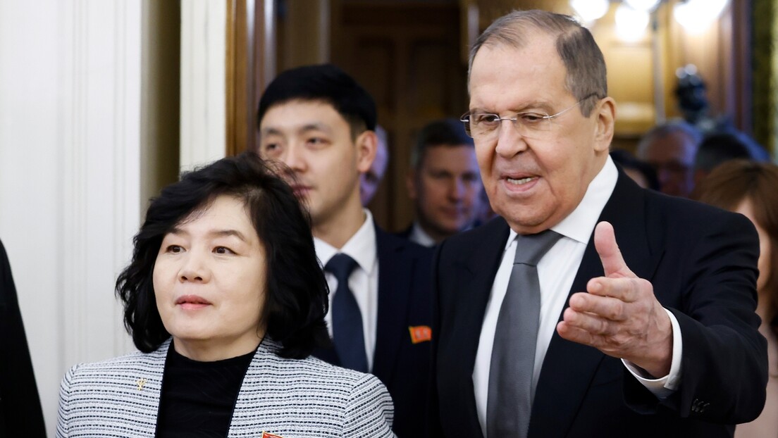 Lavrov: Nastavljamo da razvijamo saradnju sa Severnom Korejom