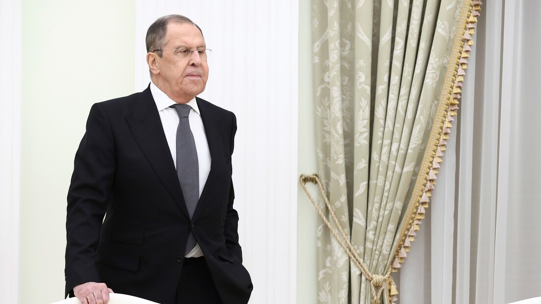 Lavrov: Rusija ne može biti pobeđena