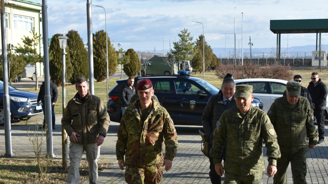 Заменик команданта Кфора посетио Националну гарду КБС: Договорена сарадња у случају кризе