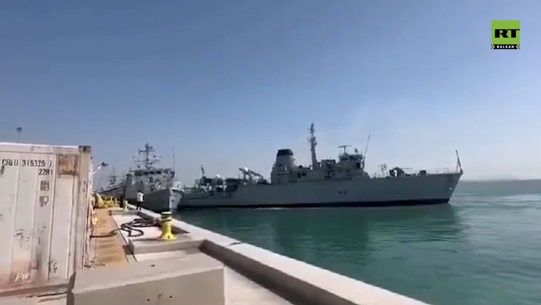 Судар британских ратних бродова у Бахреину (ВИДЕО)