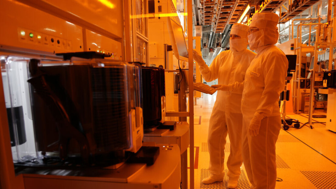 Američke sankcije slabo rade: Kina kupila opremu za proizvodnju čipova vrednu 40 milijardi dolara