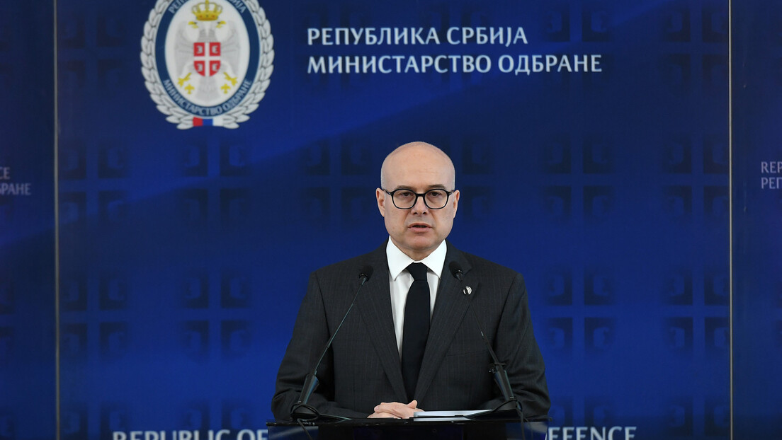 Vučević: Insistiraćemo na ukidanju suspenzije vojnog roka