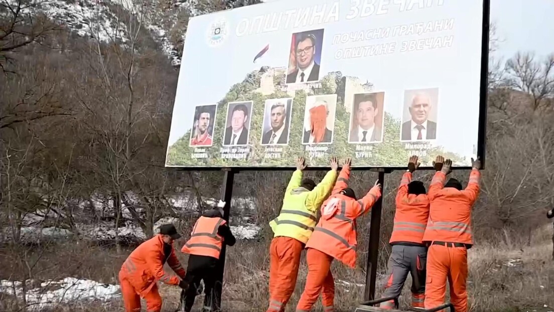 Албанци оборили билборд са ликом Вучића и Путина: "Једини симбол Србије на КиМ биће њена амбасада"