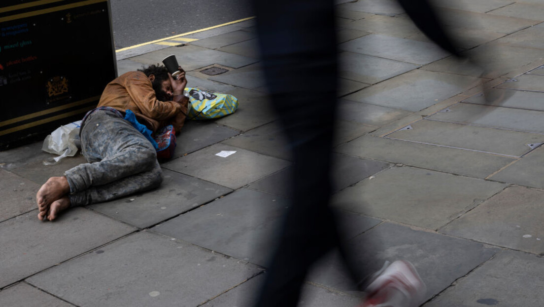 Britanski ministri zatvaraju oči na problem beskućništva: Sve više ih završi na ulici