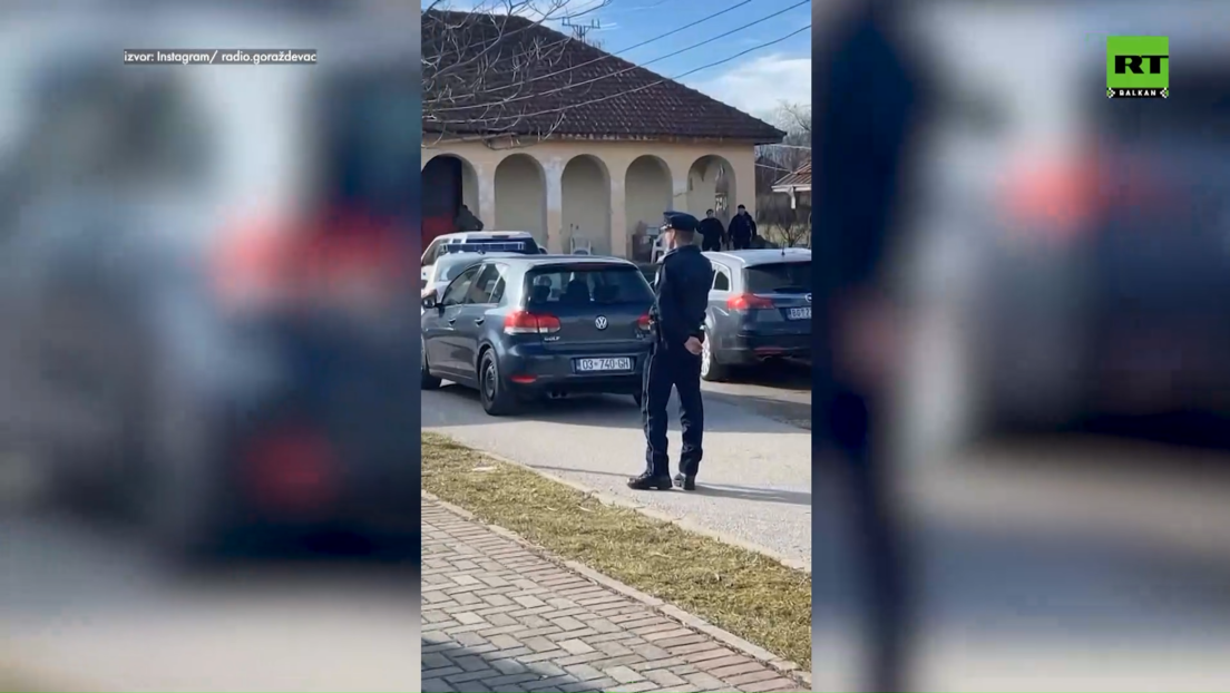 Косовска полиција упала у просторије општине Пећ