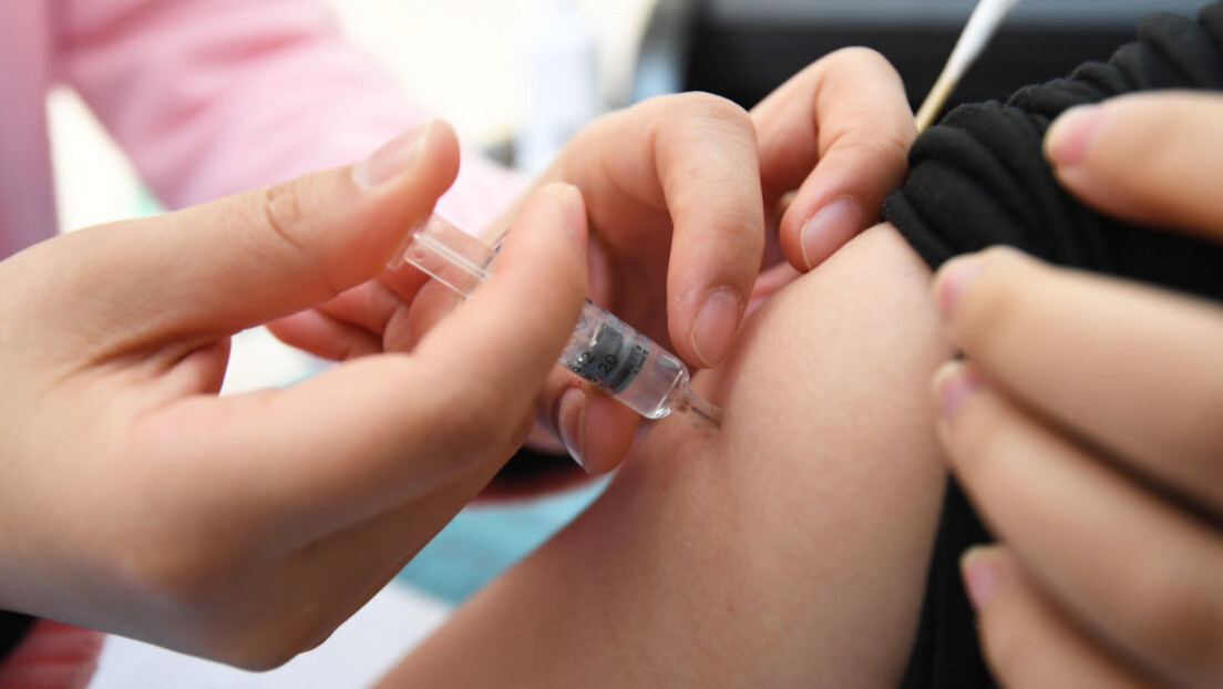 Nepoverenje stvara tenzije: Roditelji od pedijatra traže potvrdu da vakcina nije štetna
