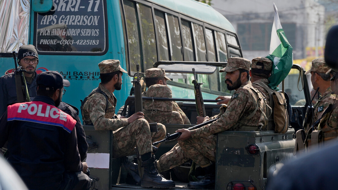 Dan pred izbore dva bombaška napada u Pakistanu: 29 osoba poginulo, na desetine povređeno