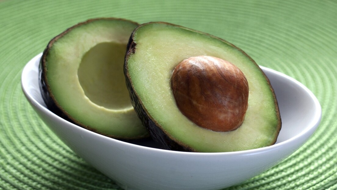 Braon mrlje, vidljiva vlakna: Kako izabrati avokado i da li plod koji "ne izgleda lepo" sme da se jede