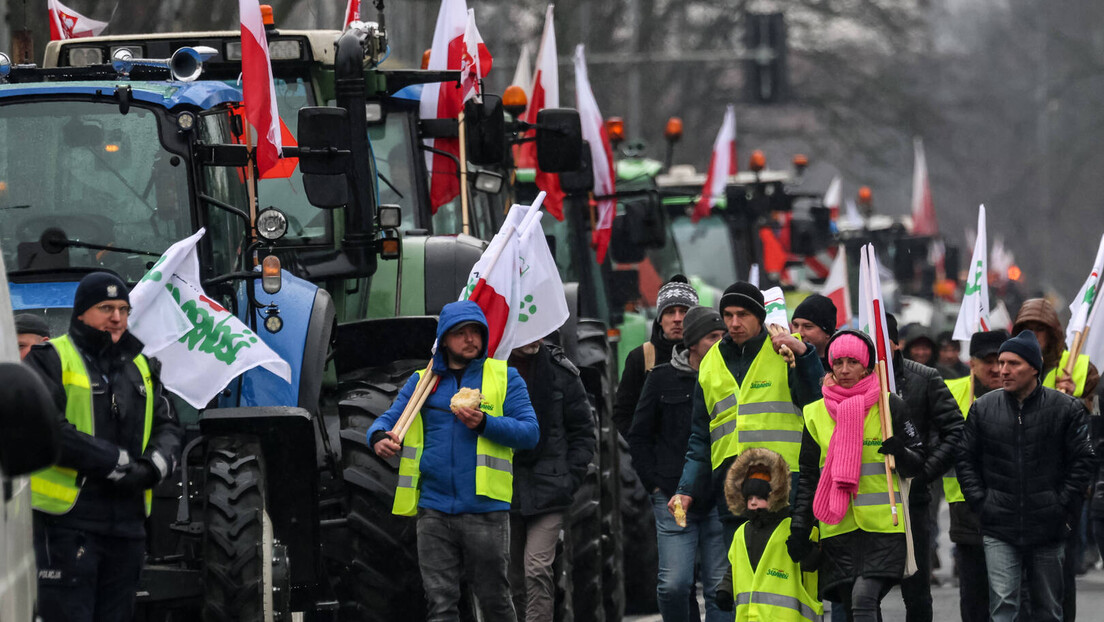 Poljska obećava da će uvesti kontrolu žita iz Ukrajine usred protesta farmera