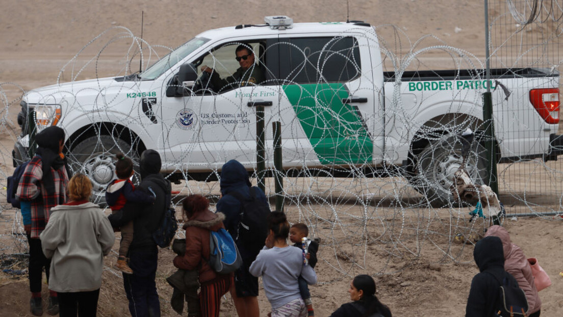Мигрантска криза: Представнички дом САД опозвао шефа унутрашње безбедности САД