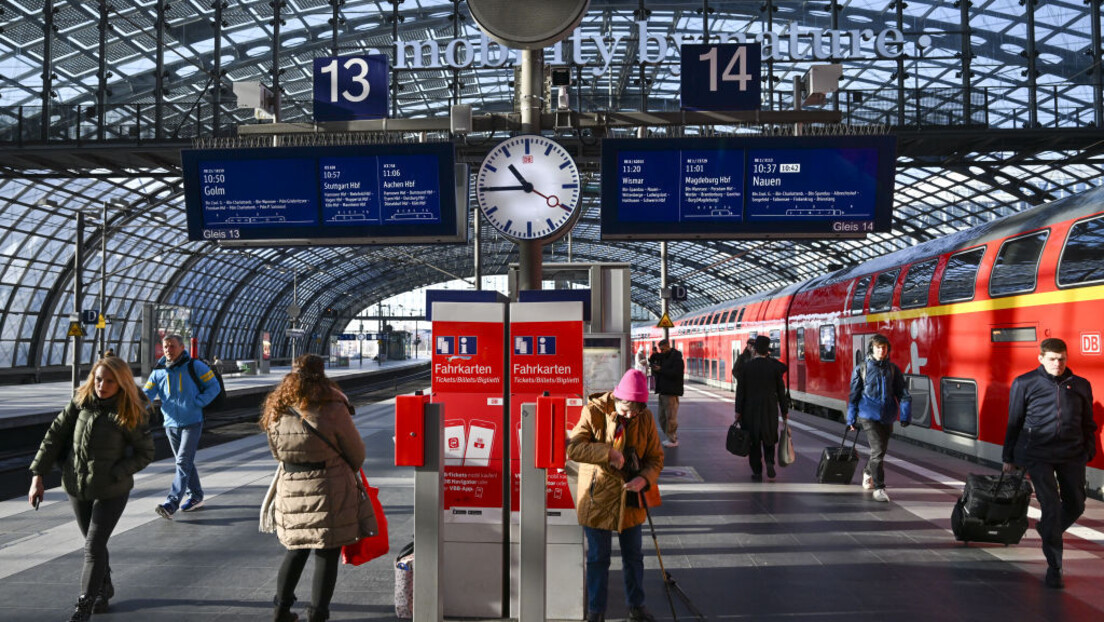 Само у Немачкој: Крадљивци метала зауставили железнички саобраћај