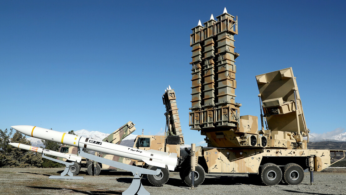 Iran predstavio sistem antibalističkih raketa "arman" i sistem PVO "azarakš"