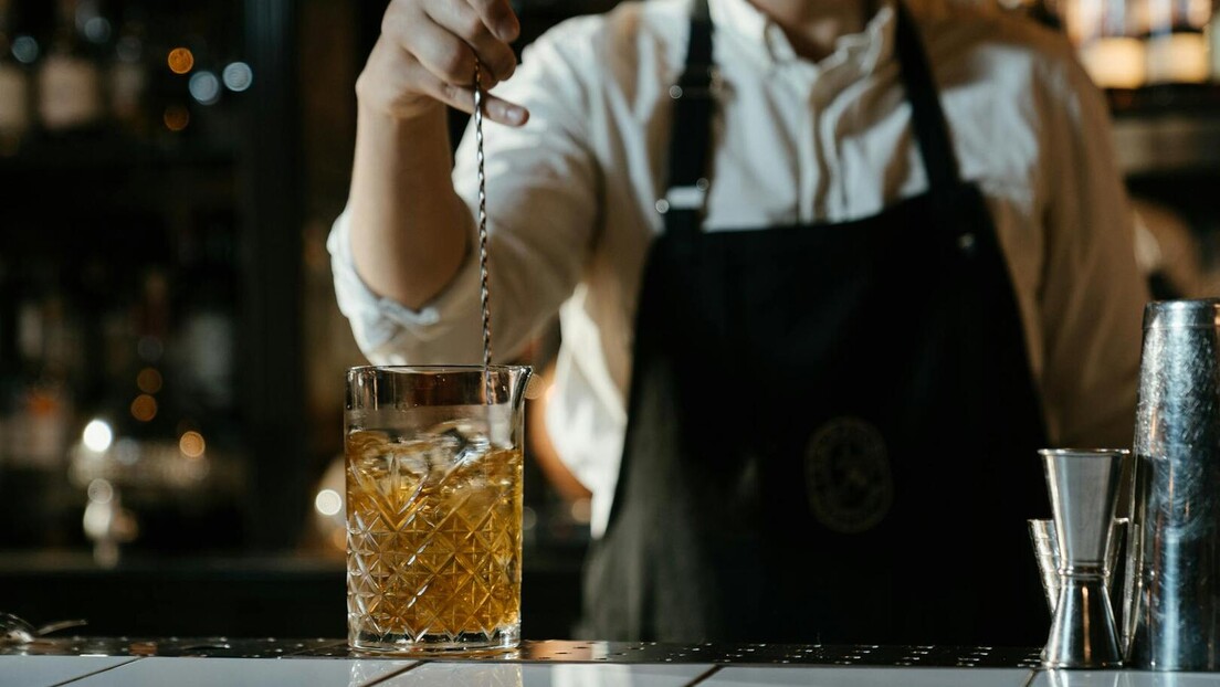 Ових 5 ствари бармени никако не воле: Мислимо да смо љубазни а само им отежавамо посао