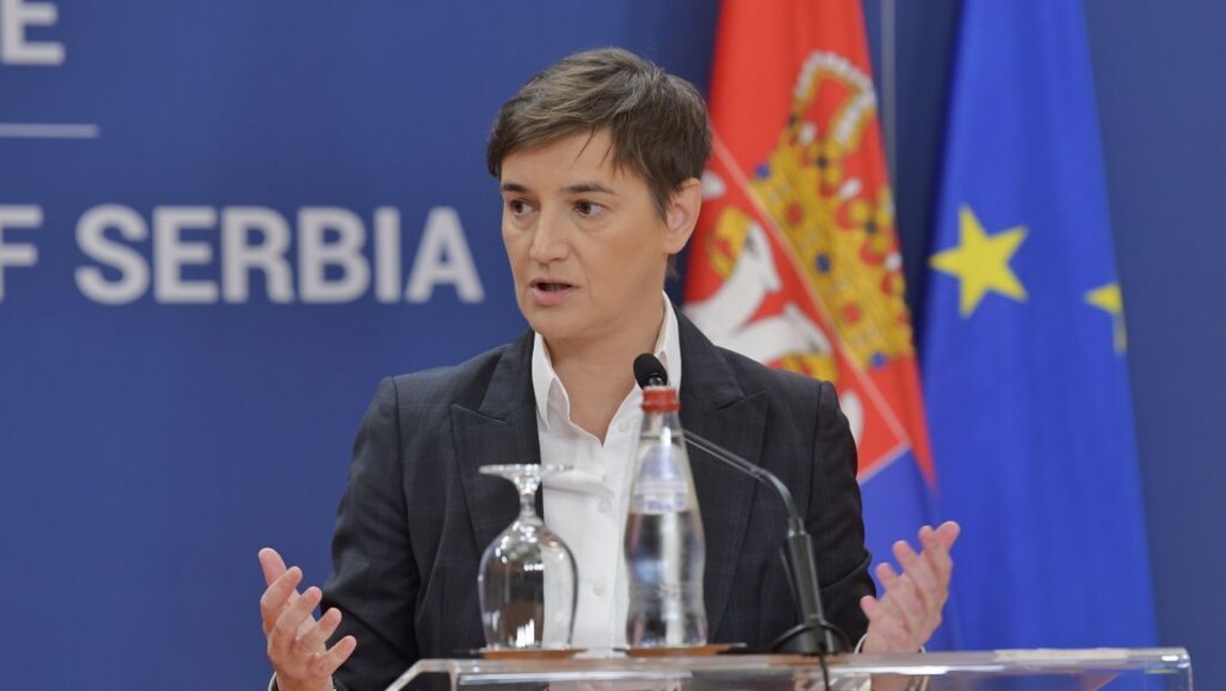 Брнабићева: Влада Србије спремна да допринесе бољем положају уметника