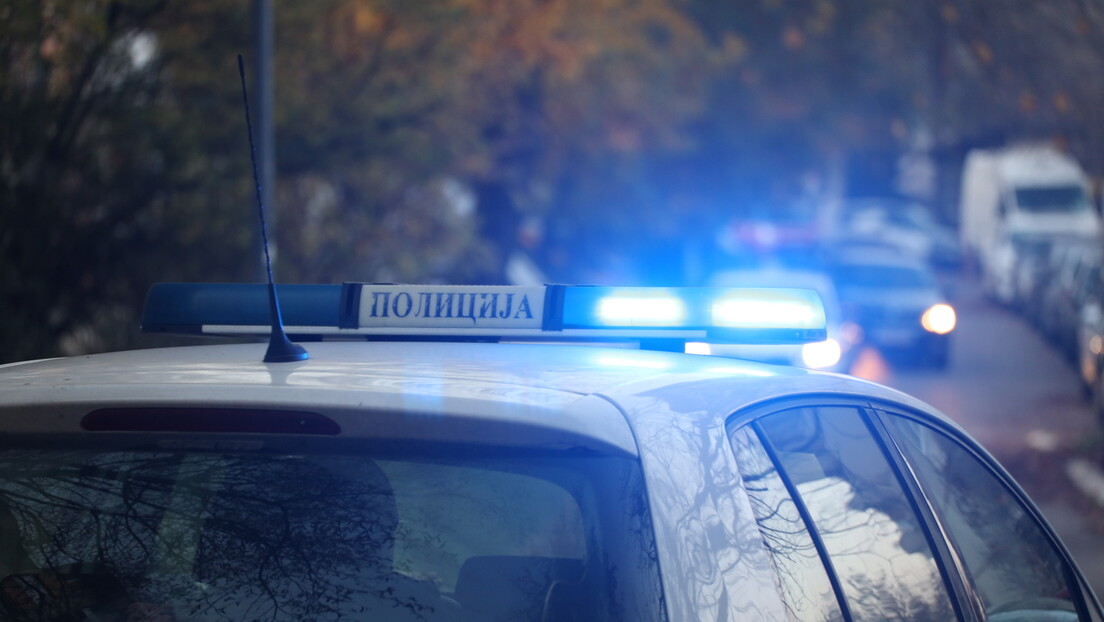 Dojava o bombi u smederevskoj gimnaziji, evakuisani đaci i zaposleni