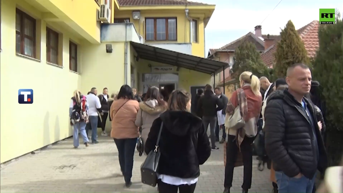 Здравствени радници из Грачанице протестовали због забране динара