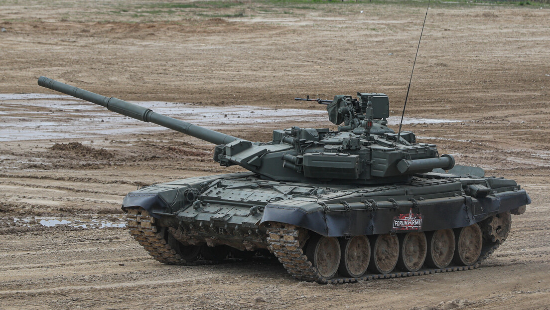 Neuništivi T-90: Ruski tenk preživeo dve protivoklopne rakete i jedan dron (VIDEO)