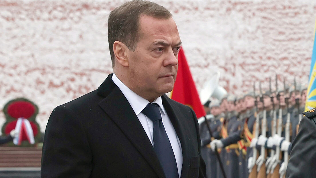 Medvedev o novim antiruskim sankcijama: Zapad nam je neprijatelj, osvetimo im se