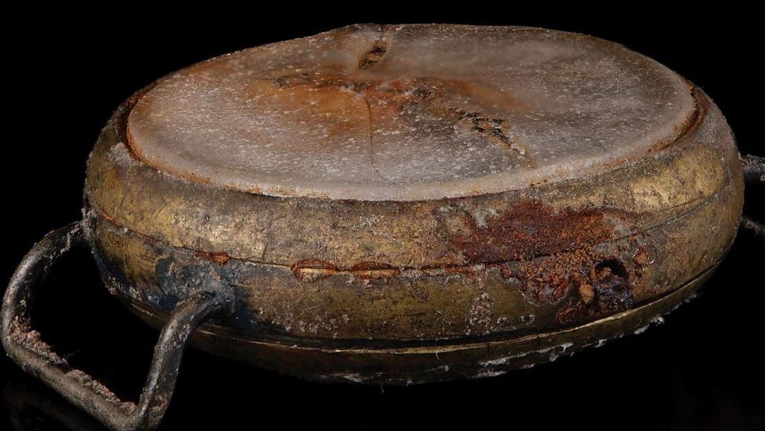 Istopljeni sat pronađen u ruševinama Hirošime prodat na aukciji za više od 31.000 dolara