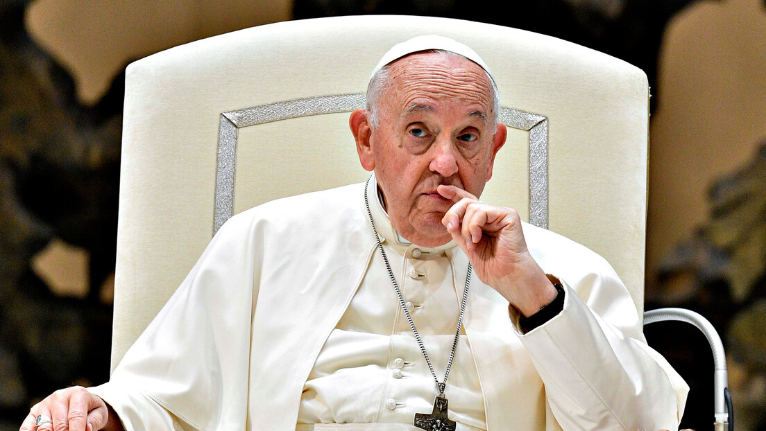 Papa prihvatio ostavku nadbiskupa koji je prikrivao zlostavljanje dece