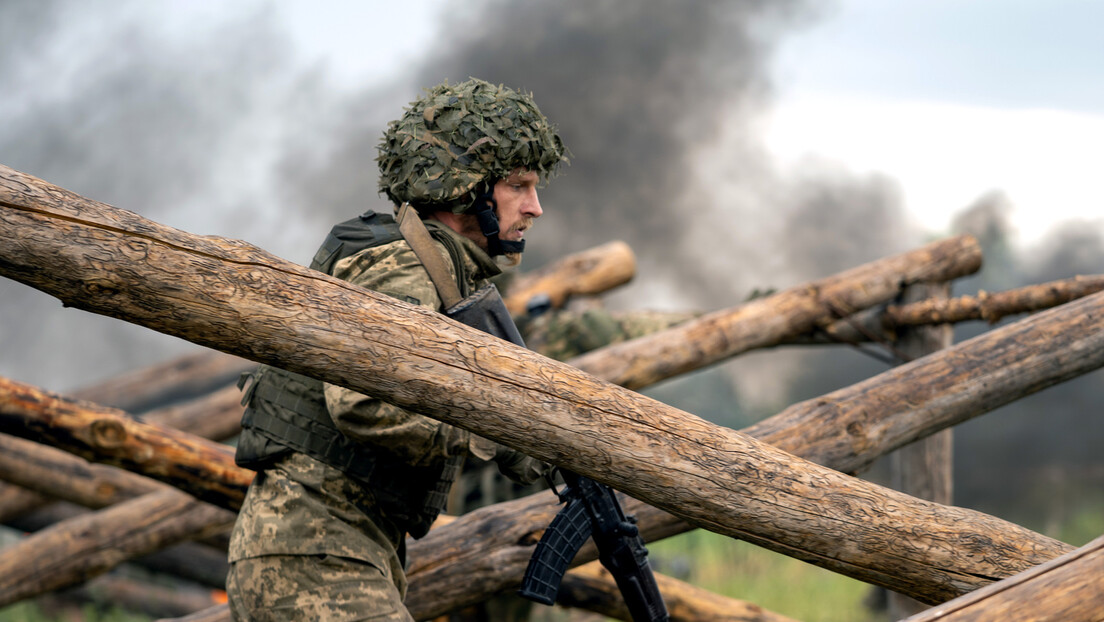 Медији: Украјинска војска се повлачи из још једног насеља