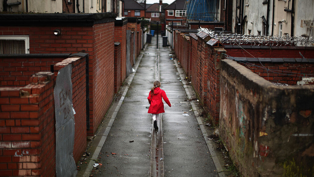 Алармантна ситуација у Британији: Свака пета породица са децом нема за храну
