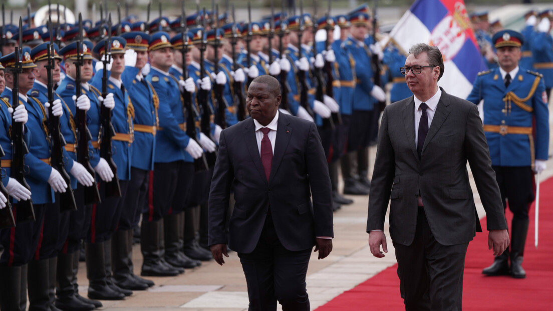 Председник Вучић у Палати "Србија" дочекао председника Централноафричке Републике