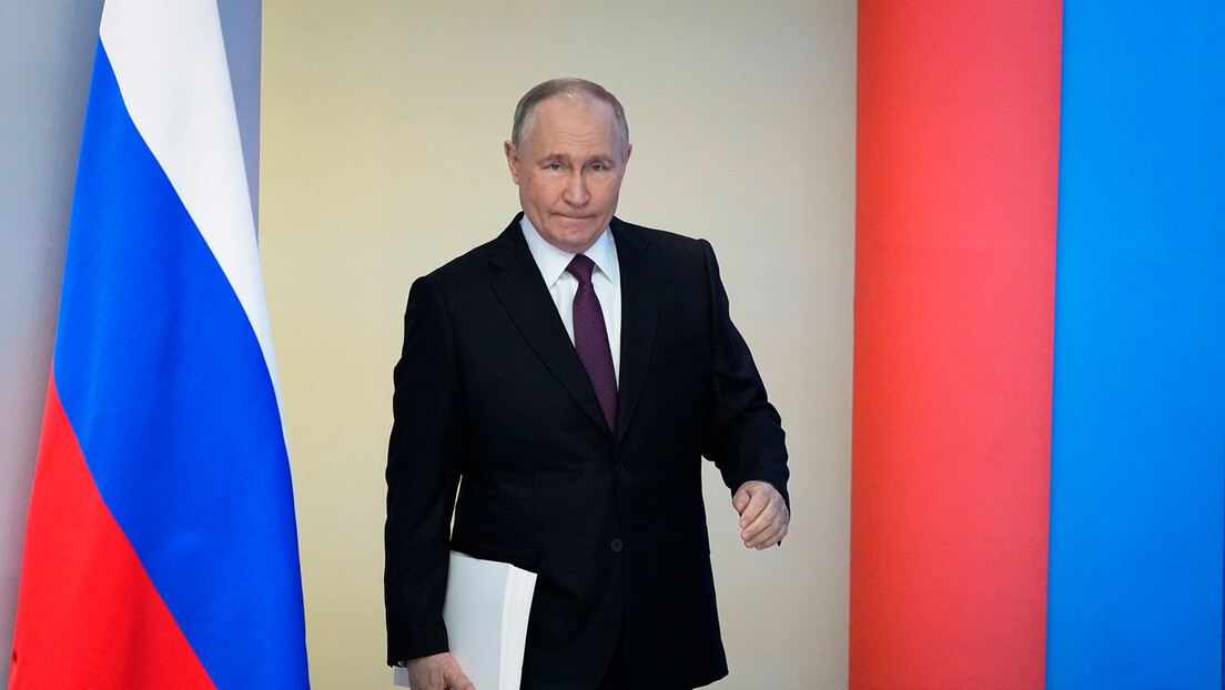 Putin sa Savetom bezbednosti: Moskva nema planove za razmeštanje nuklearnog oružja u kosmosu (VIDEO)
